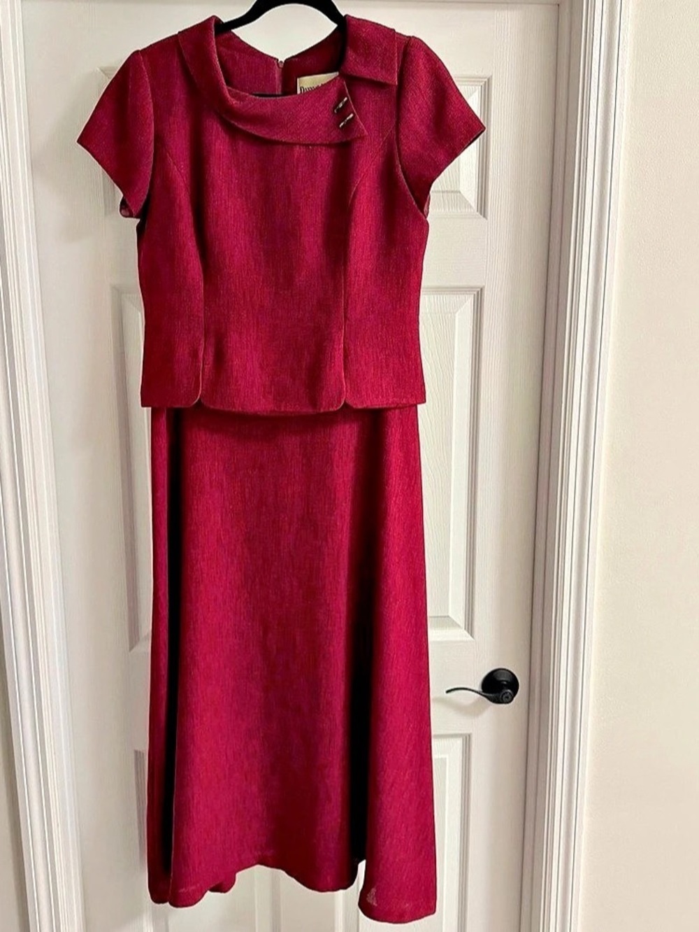 Danny & Nicole Burgundy Midi Dress Gold-Tone Closures